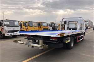 尖草坪汽车救援补胎